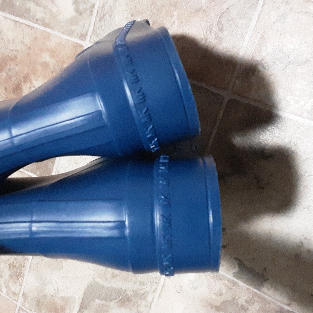 Michael Kors Women's Navy Rain Boots Size 10. - Picture 5 of 12